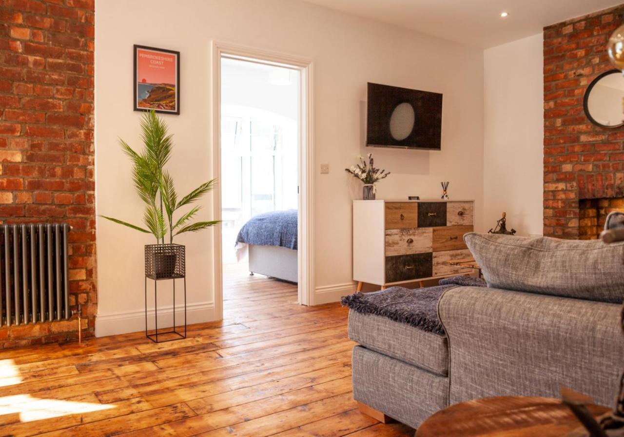 Ty Llwyd Apartments - Poppit Saint Dogmaels Buitenkant foto